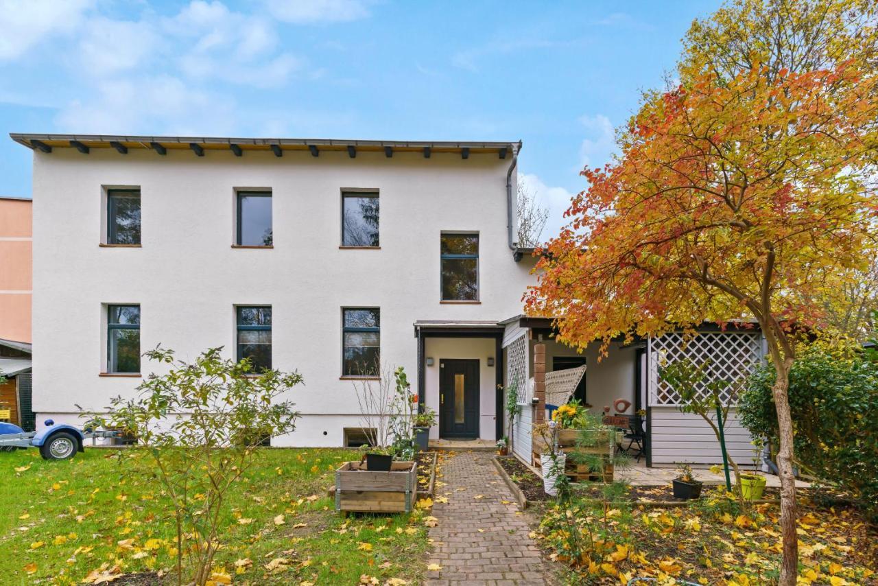 Vorstadtoase - 2 Personen - Eichwalde, Naehe Ber - Queensize-bett, Netflix, Parken * Eichwalde